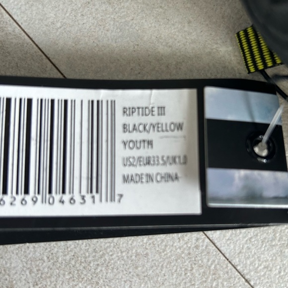 Boys body glove riptide water shoes youth size 2 - Picture 3 of 3